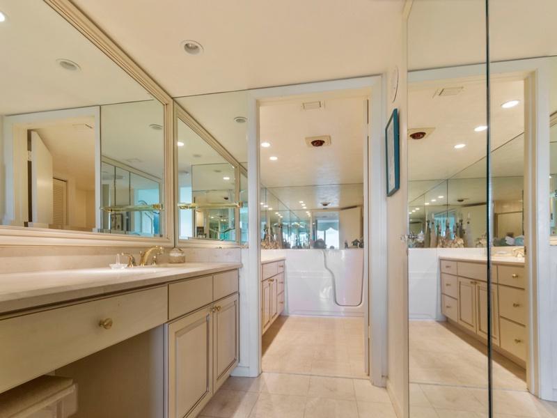 SEA RANCH CLUB - Residential