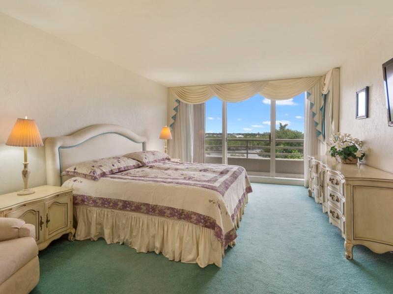 SEA RANCH CLUB - Residential