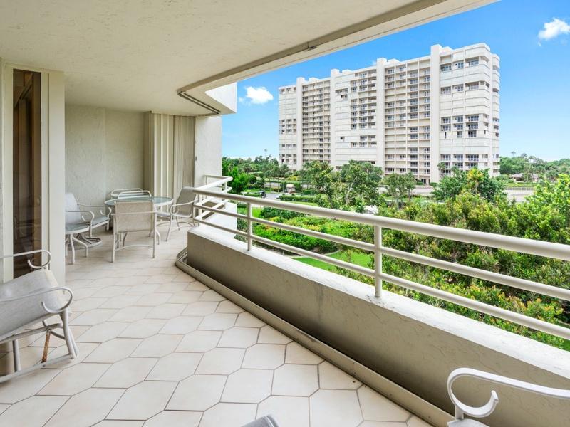 SEA RANCH CLUB - Residential