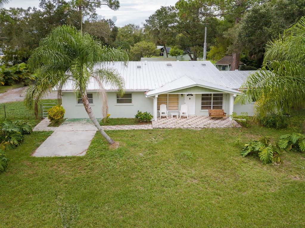 Photo of 11122 Orange Avenue, Fort Pierce, FL 34945 (MLS # R10754407)
