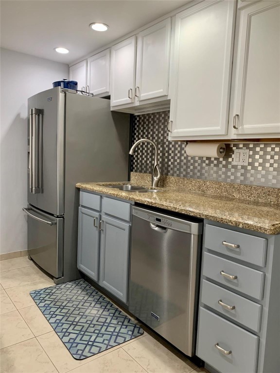 1901 N Andrews Avenue 111