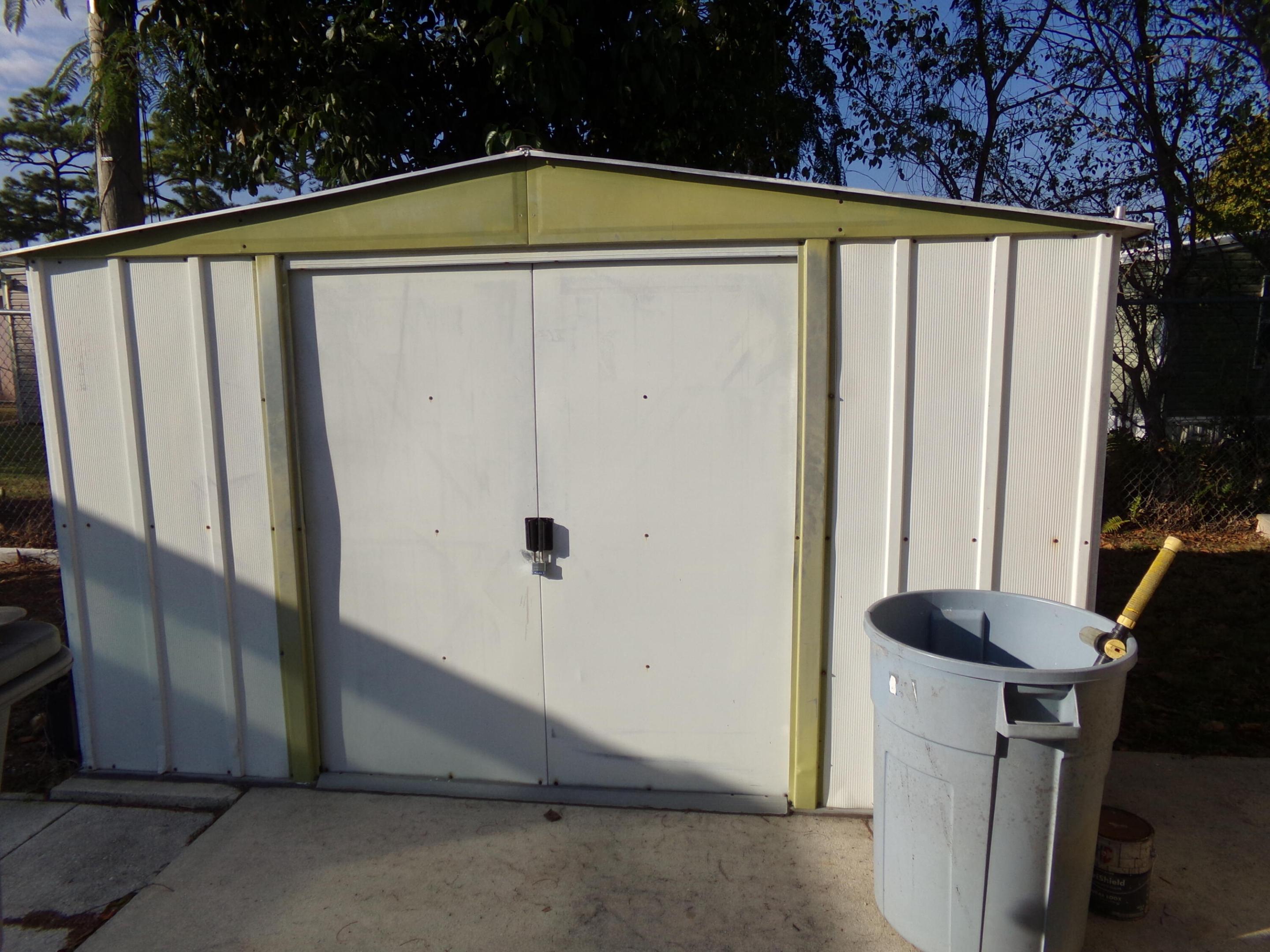 PARRY TRAILER VILLAGE - Residential