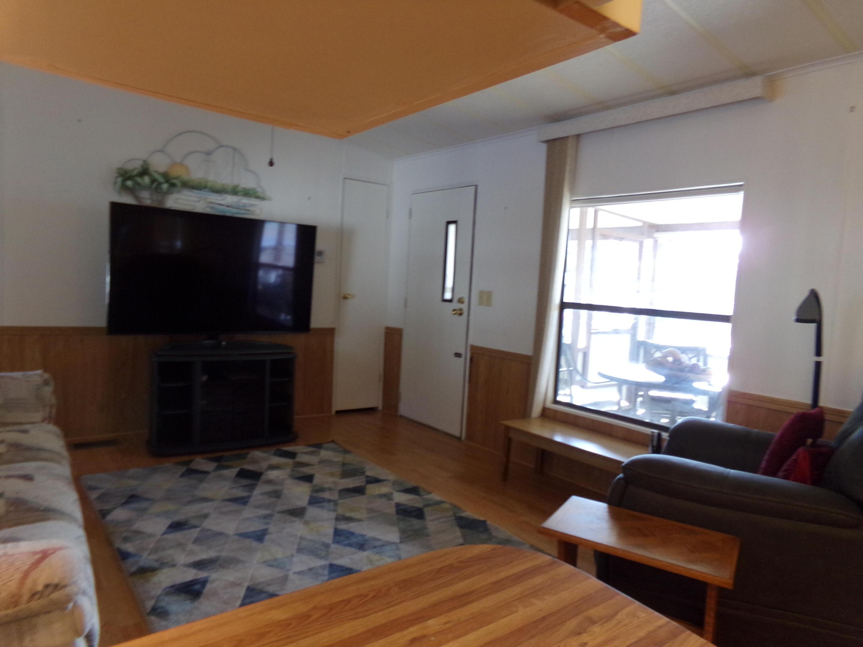 PARRY TRAILER VILLAGE - Residential