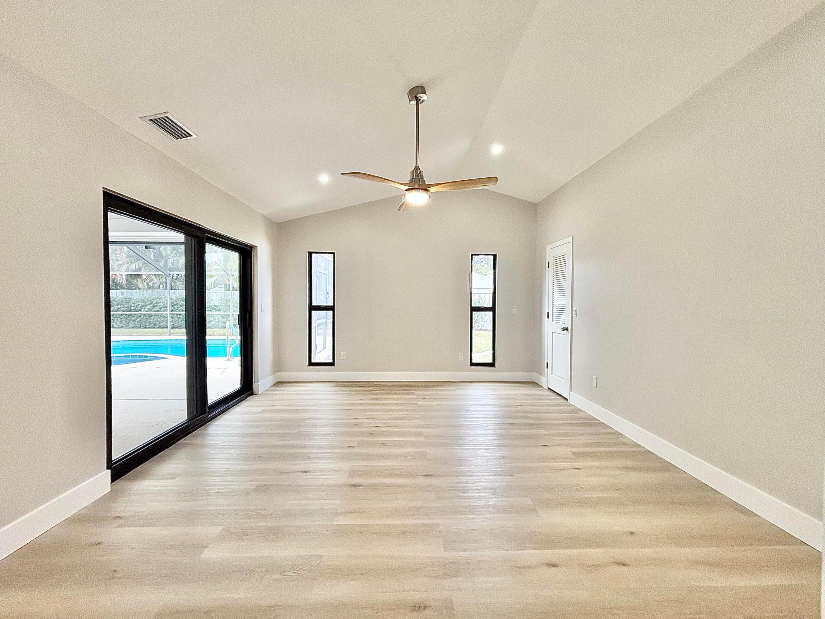 HUNT CLUB / TURTLE CREEK - Residential