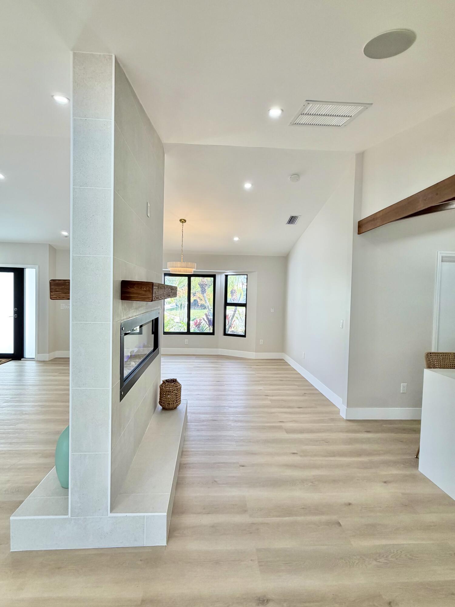 HUNT CLUB / TURTLE CREEK - Residential