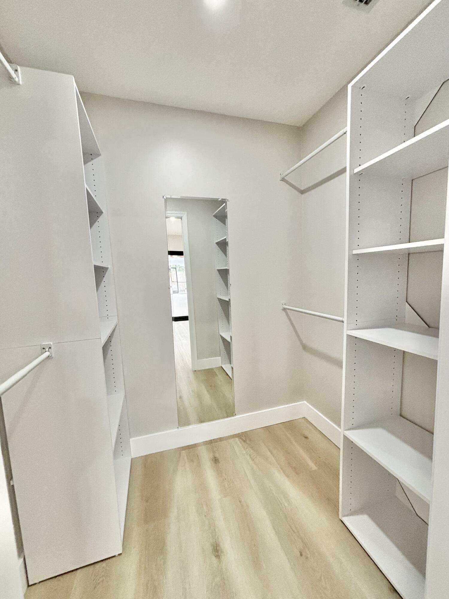 HUNT CLUB / TURTLE CREEK - Residential