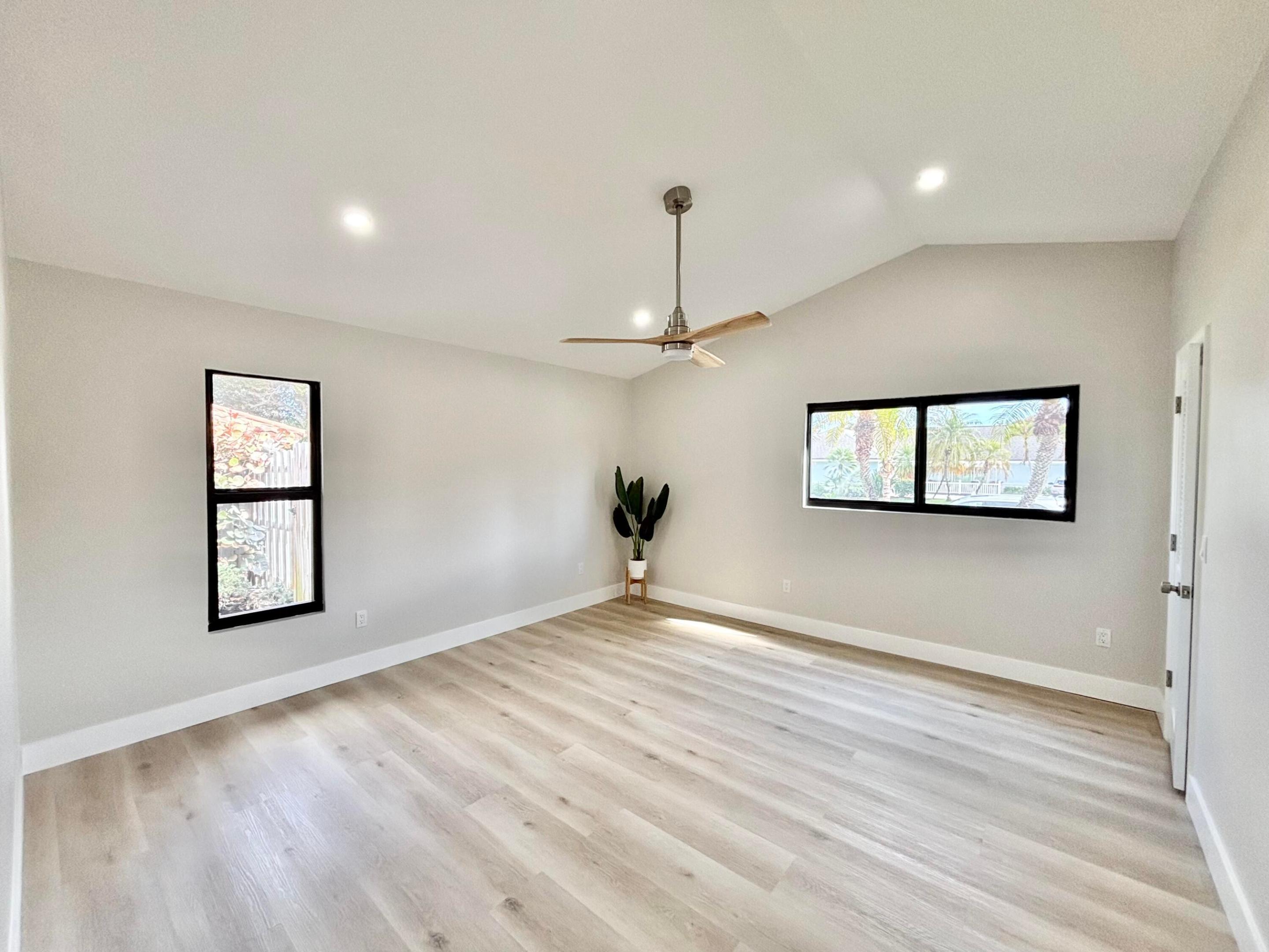 HUNT CLUB / TURTLE CREEK - Residential