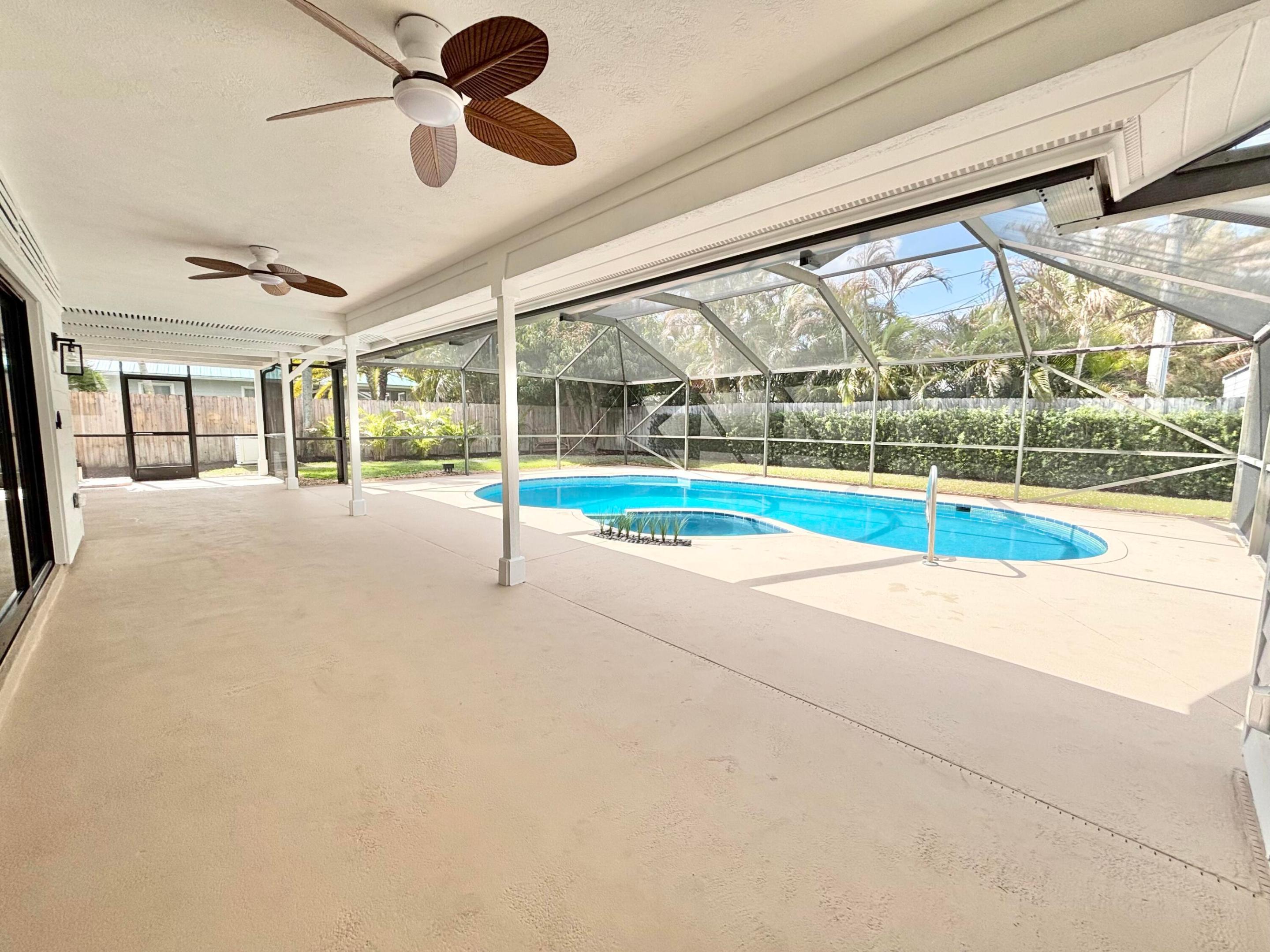 HUNT CLUB / TURTLE CREEK - Residential