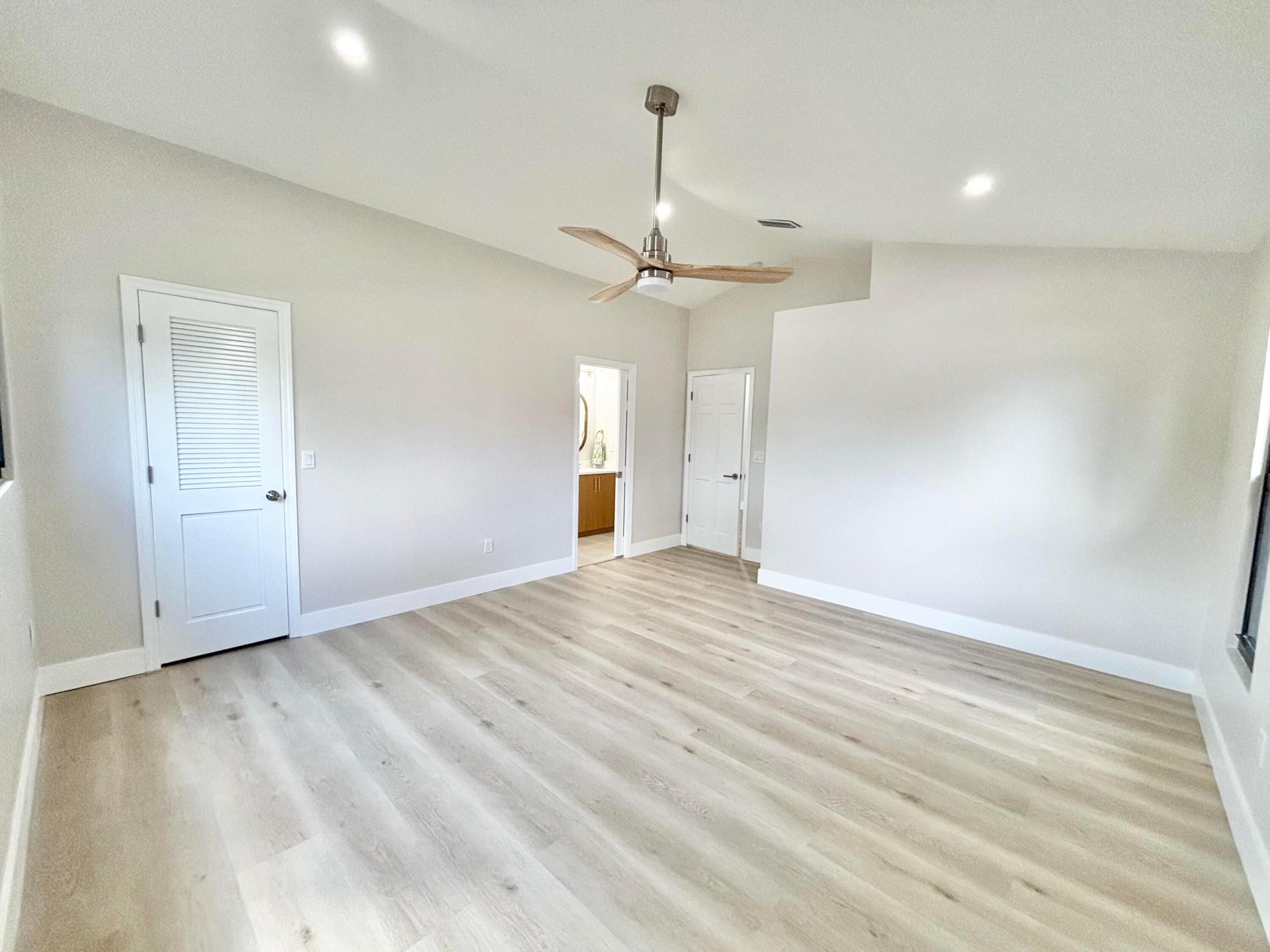 HUNT CLUB / TURTLE CREEK - Residential