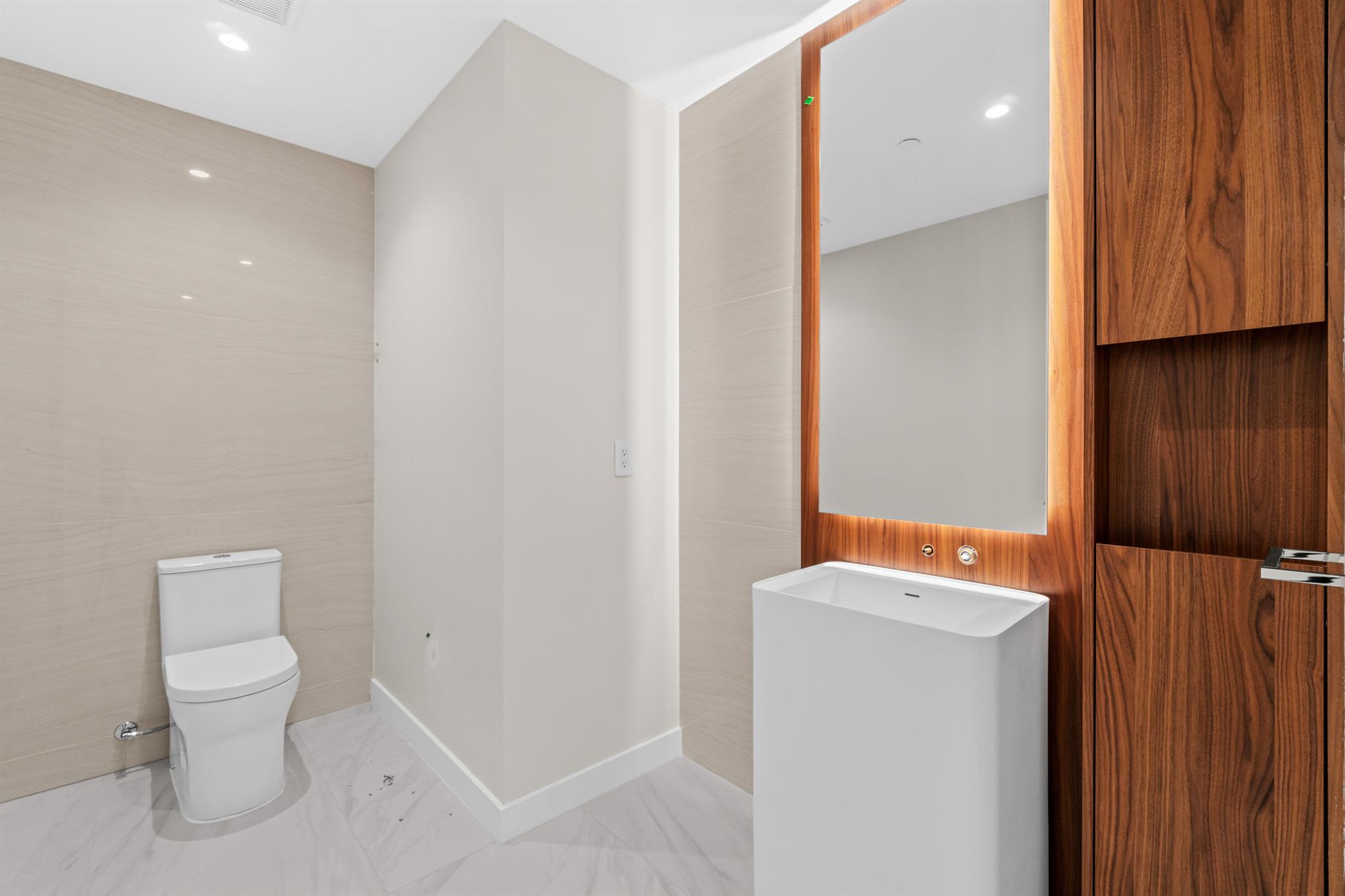 ALINA BOCA RATON CONDO - Residential