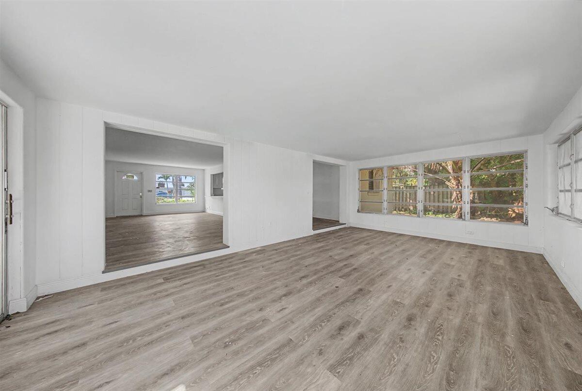 Lake Clarke Shores - Residential