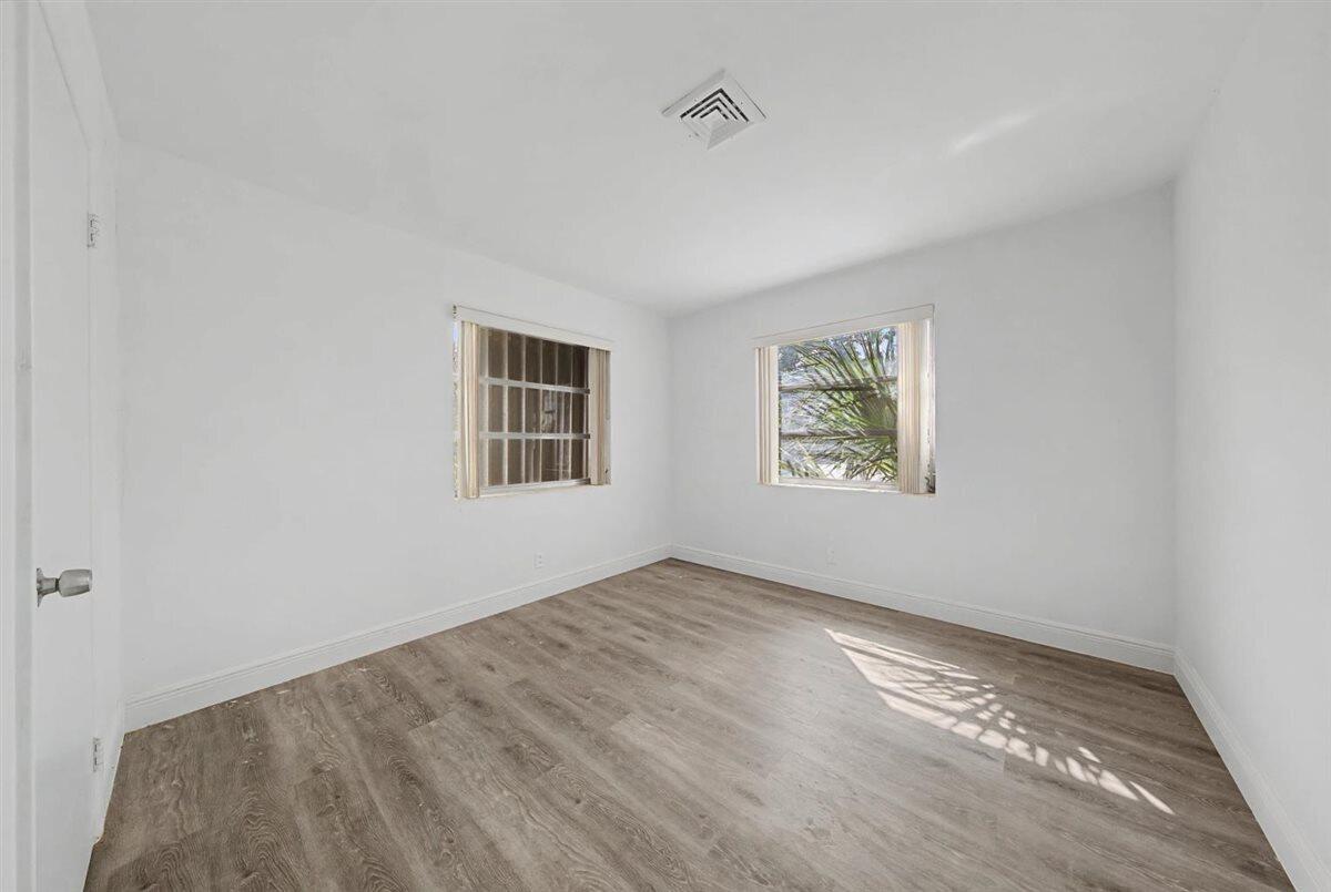 Lake Clarke Shores - Residential