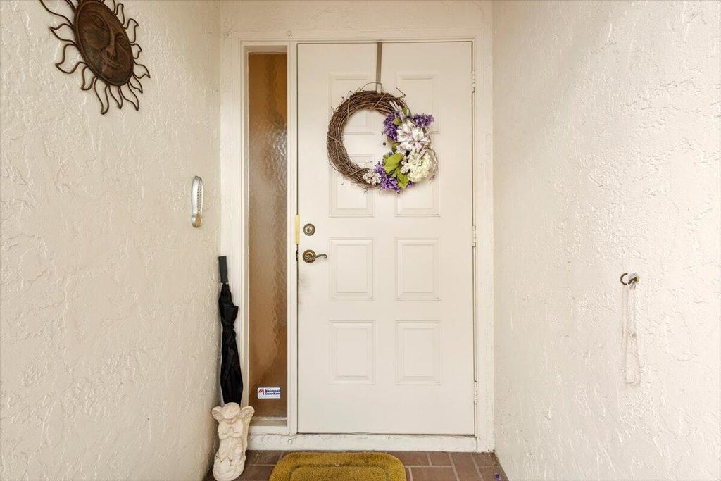 Photo of 1484 SW Silver Pine Way #H2, Palm City, FL 34990 (MLS # R10979017)