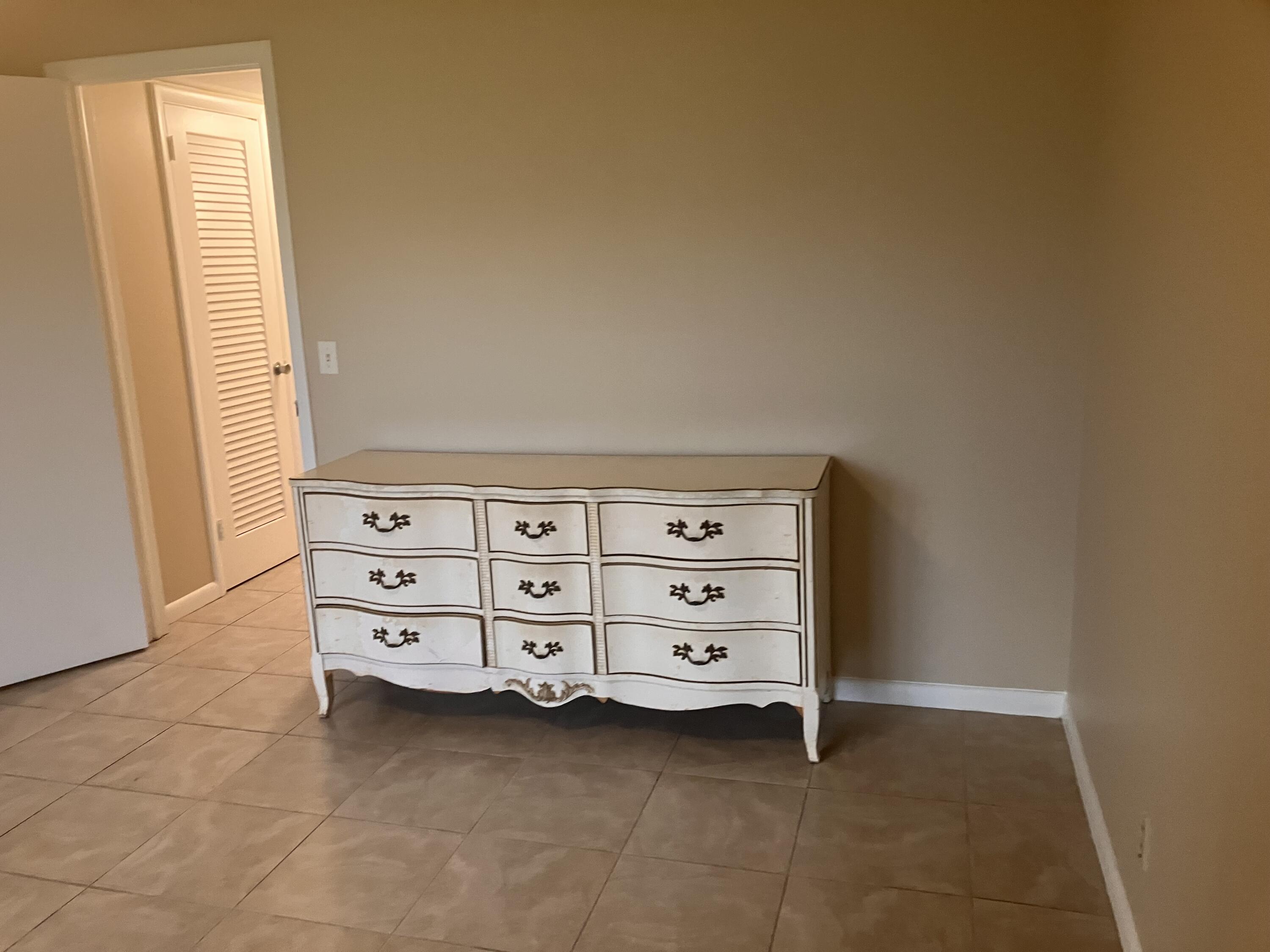 DORCHESTER CONDO - Residential