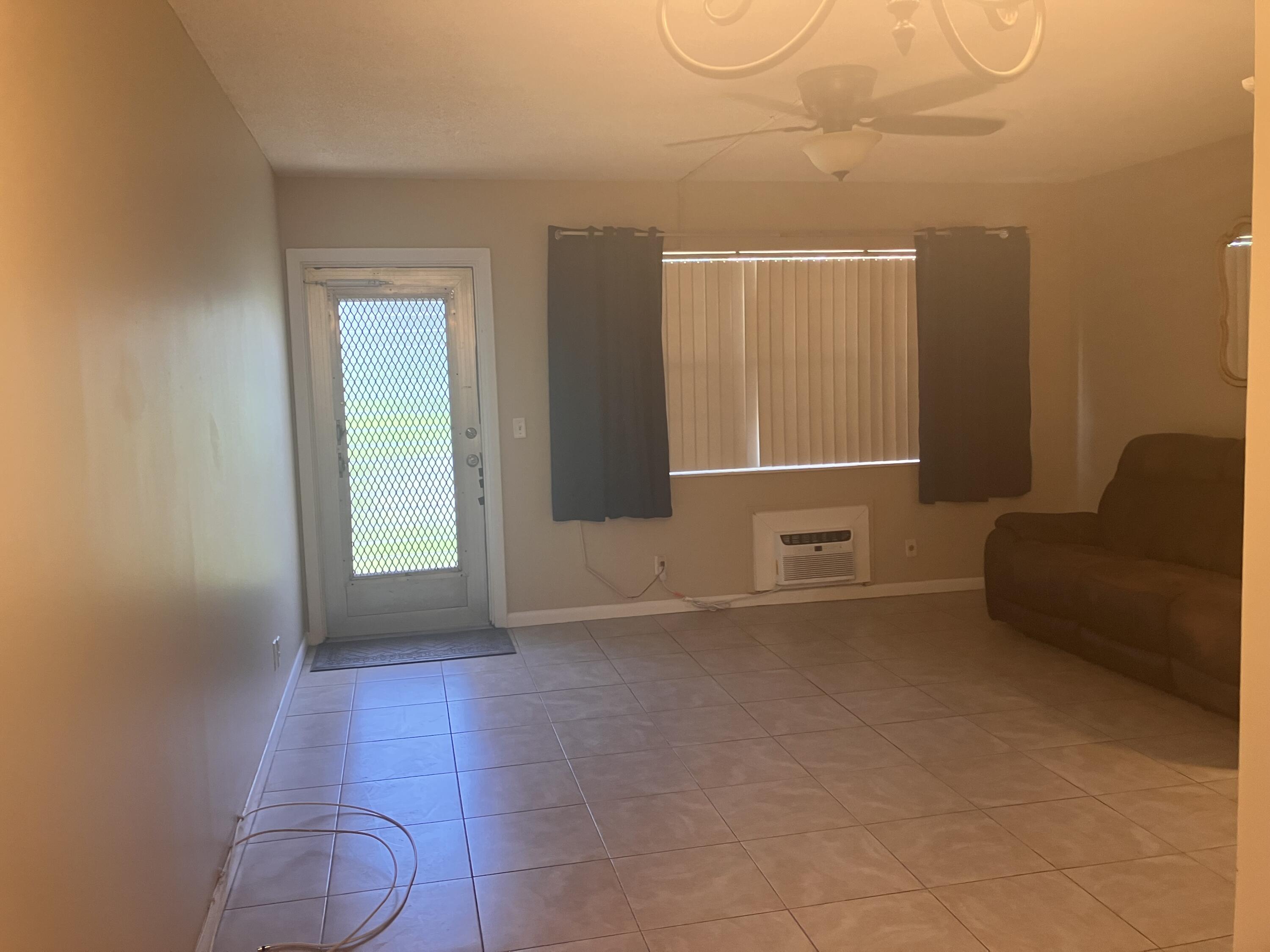 DORCHESTER CONDO - Residential