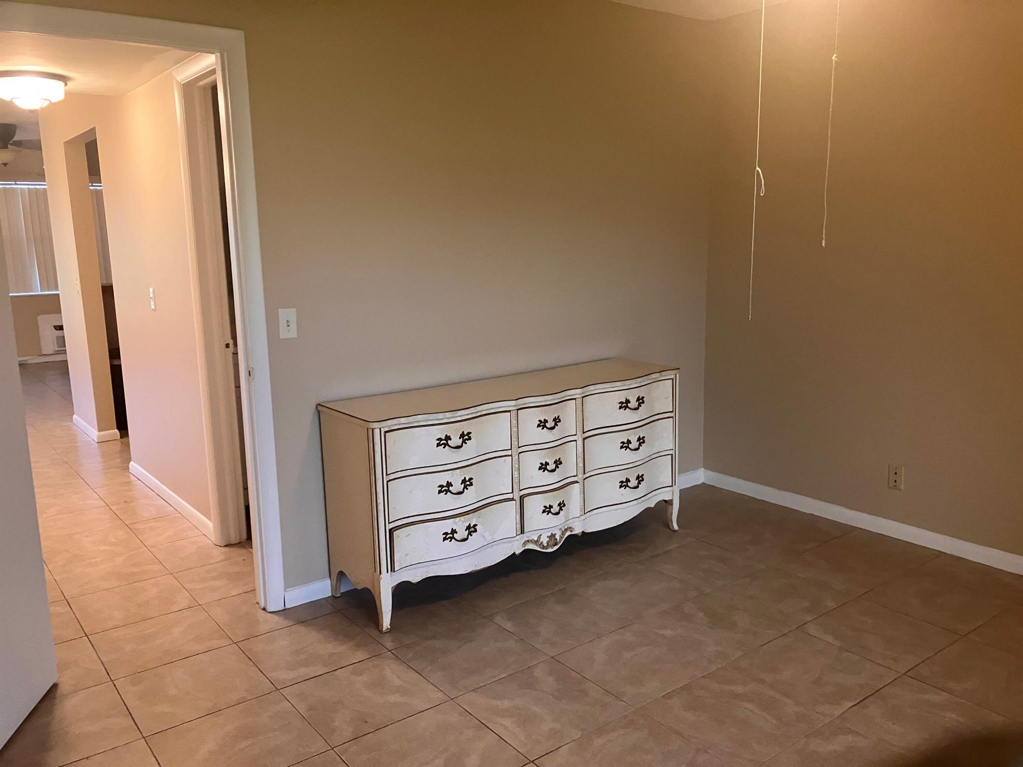 DORCHESTER CONDO - Residential