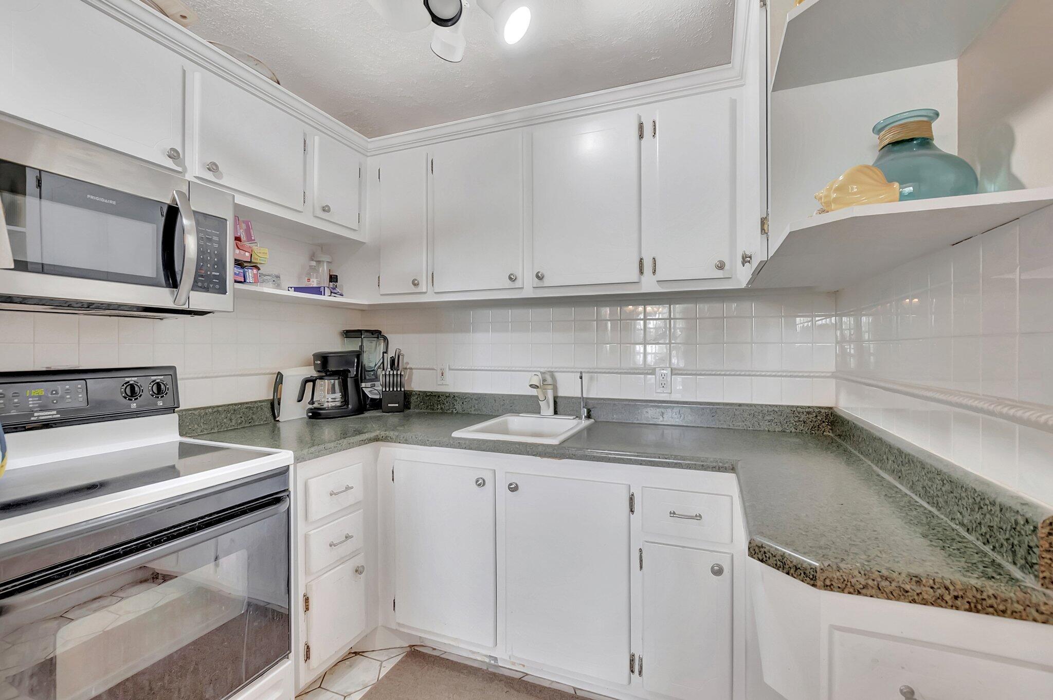 PRESCOTT F CONDO - Residential