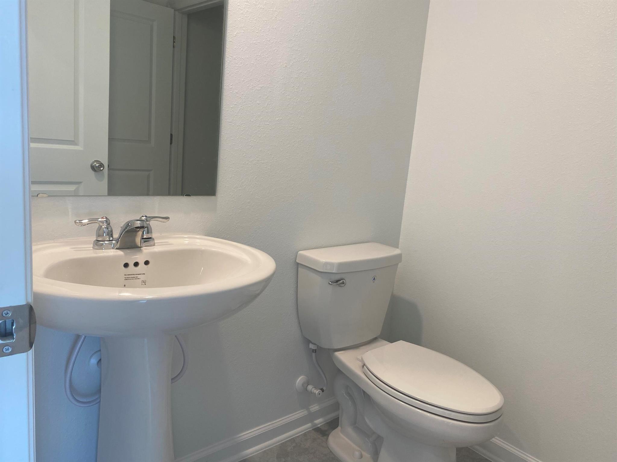 CHATEAU AT ASTONIA - Residential Lease