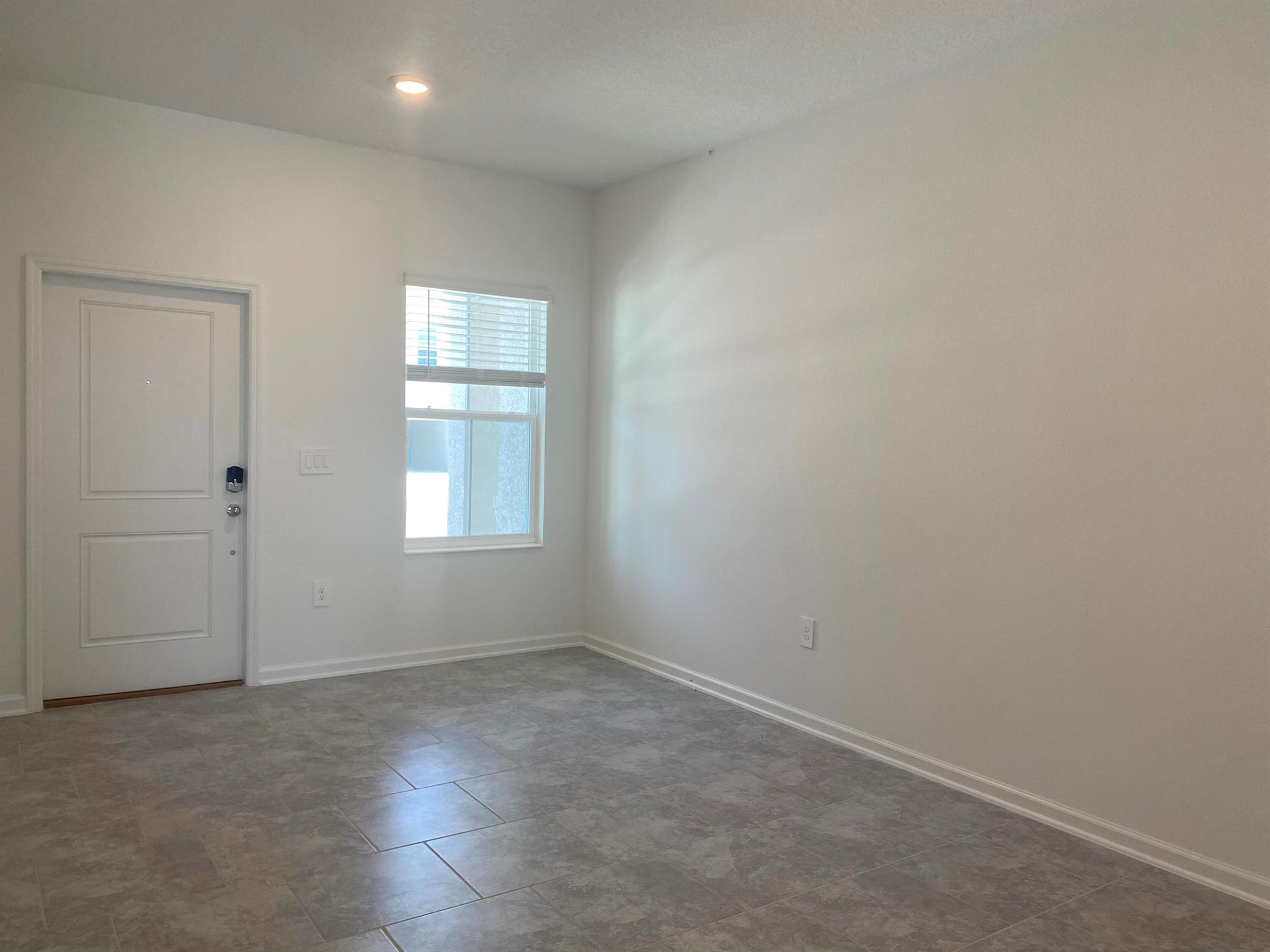 CHATEAU AT ASTONIA - Residential Lease