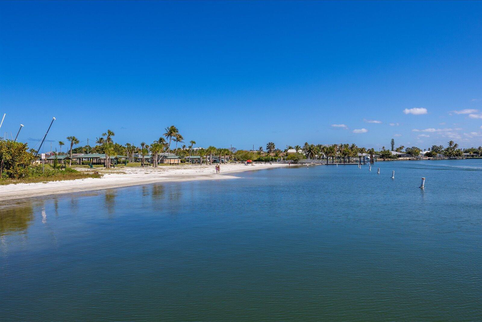 MARINER BAY - Residential