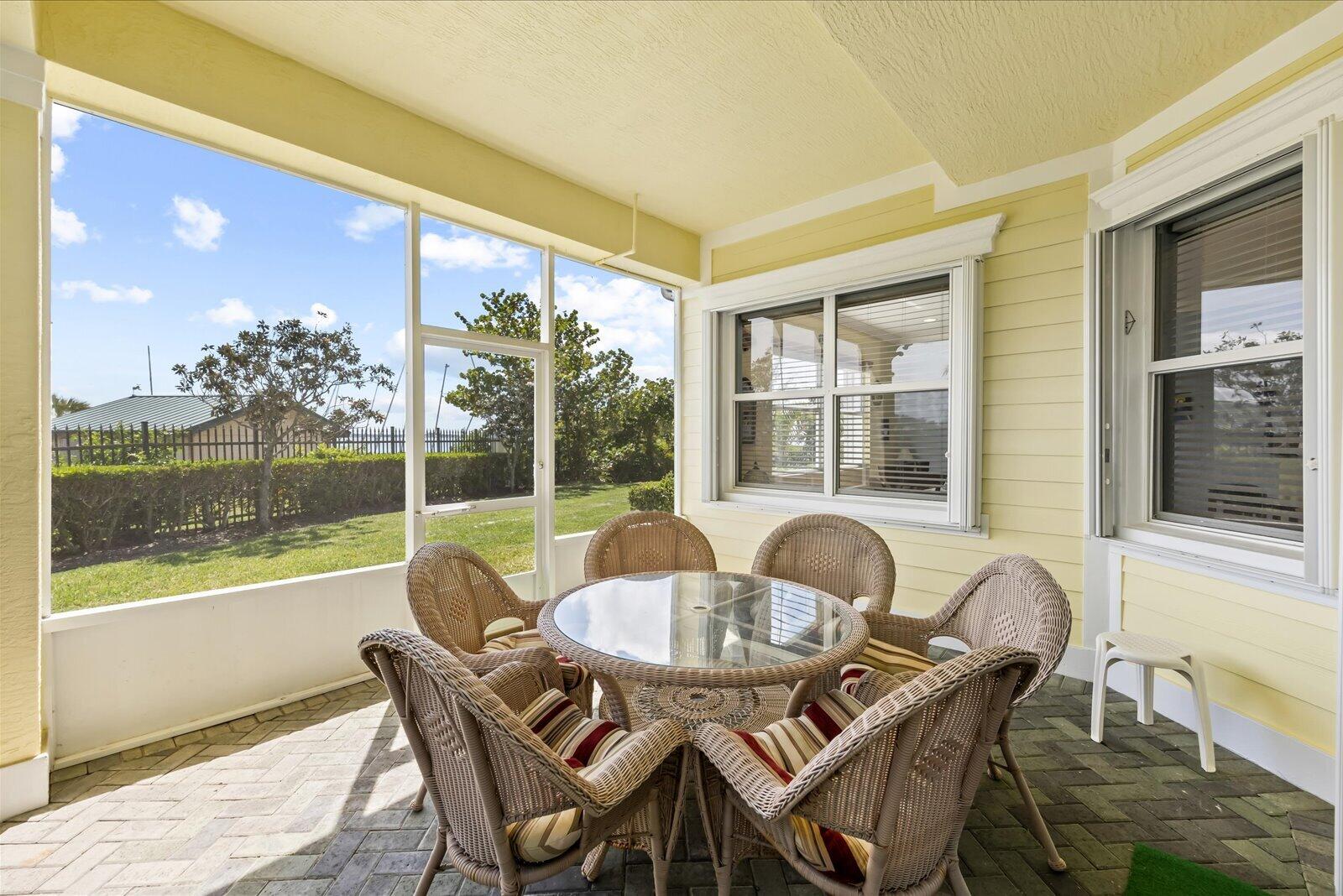 MARINER BAY - Residential