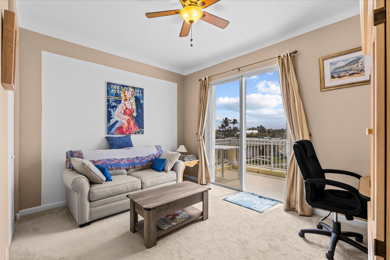 MARINER BAY - Residential