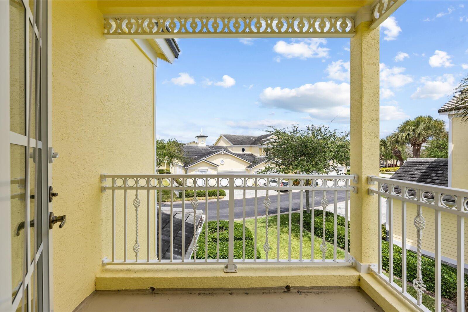 MARINER BAY - Residential