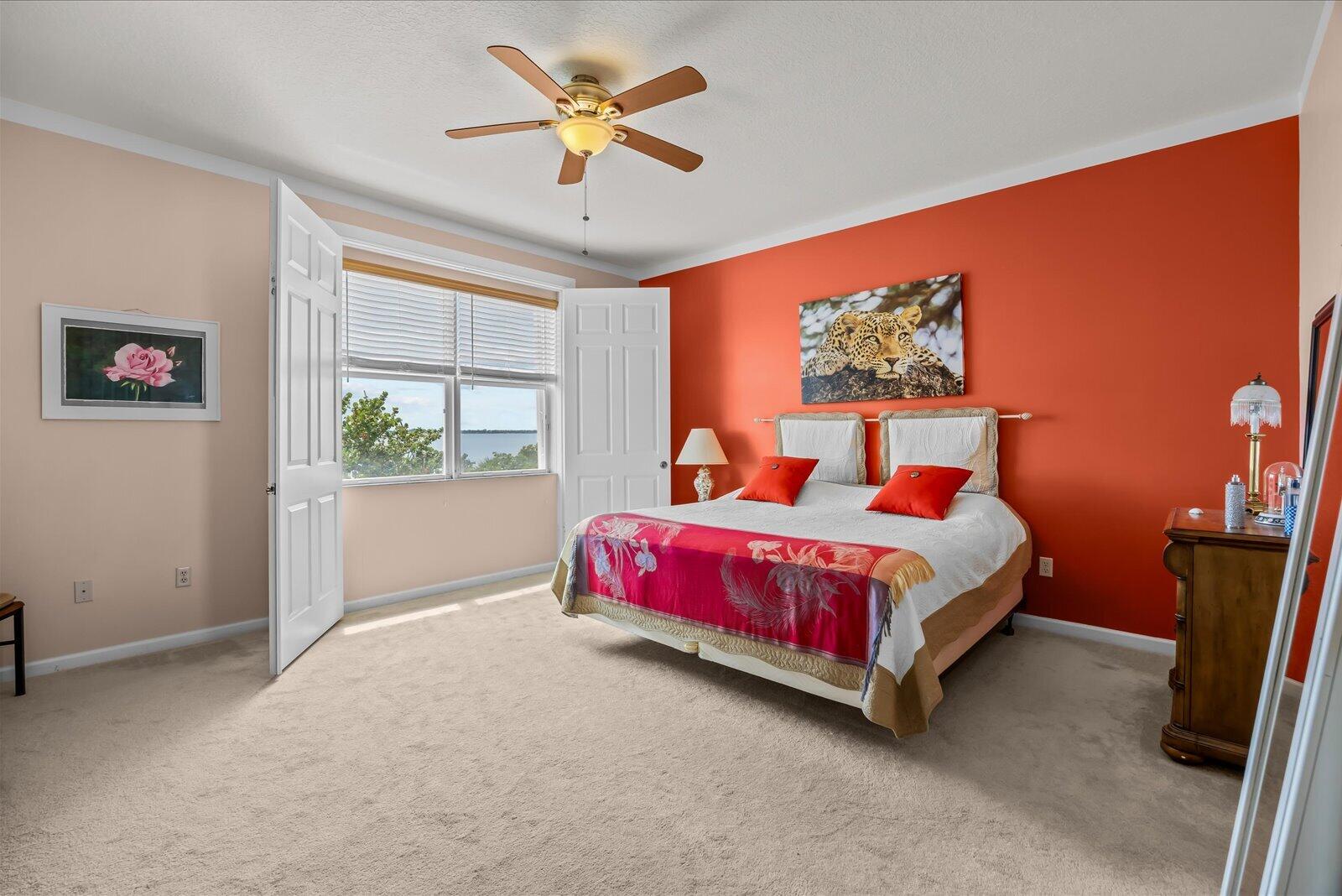 MARINER BAY - Residential