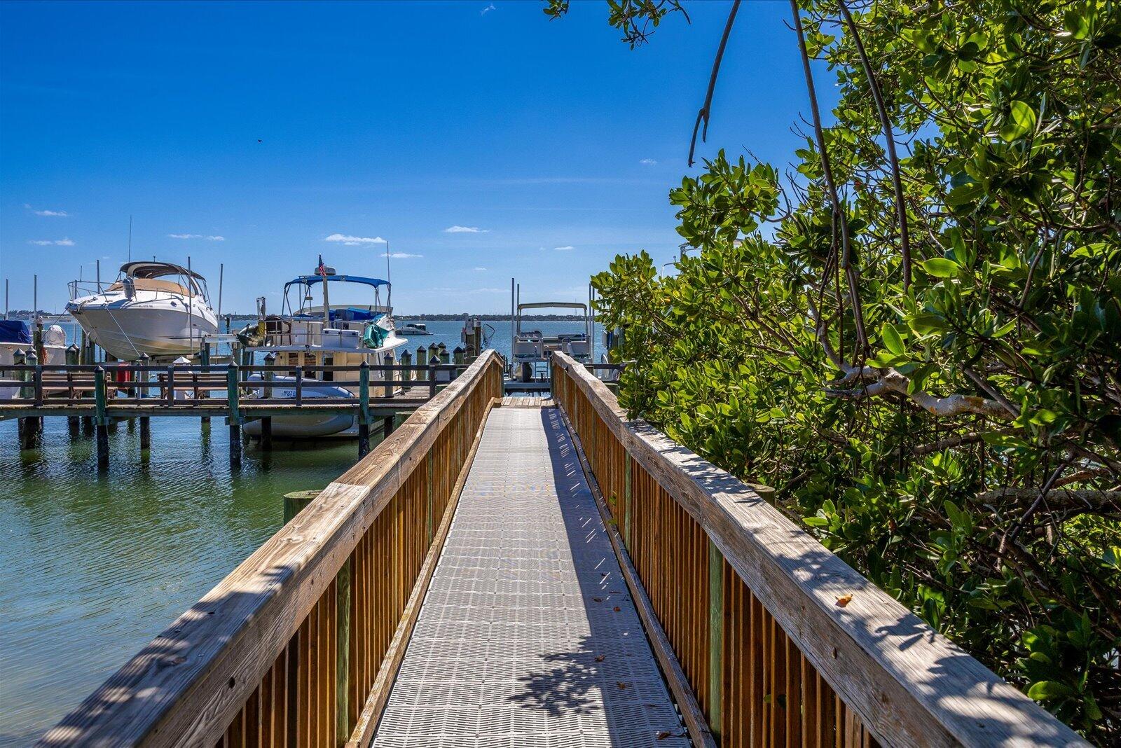MARINER BAY - Residential