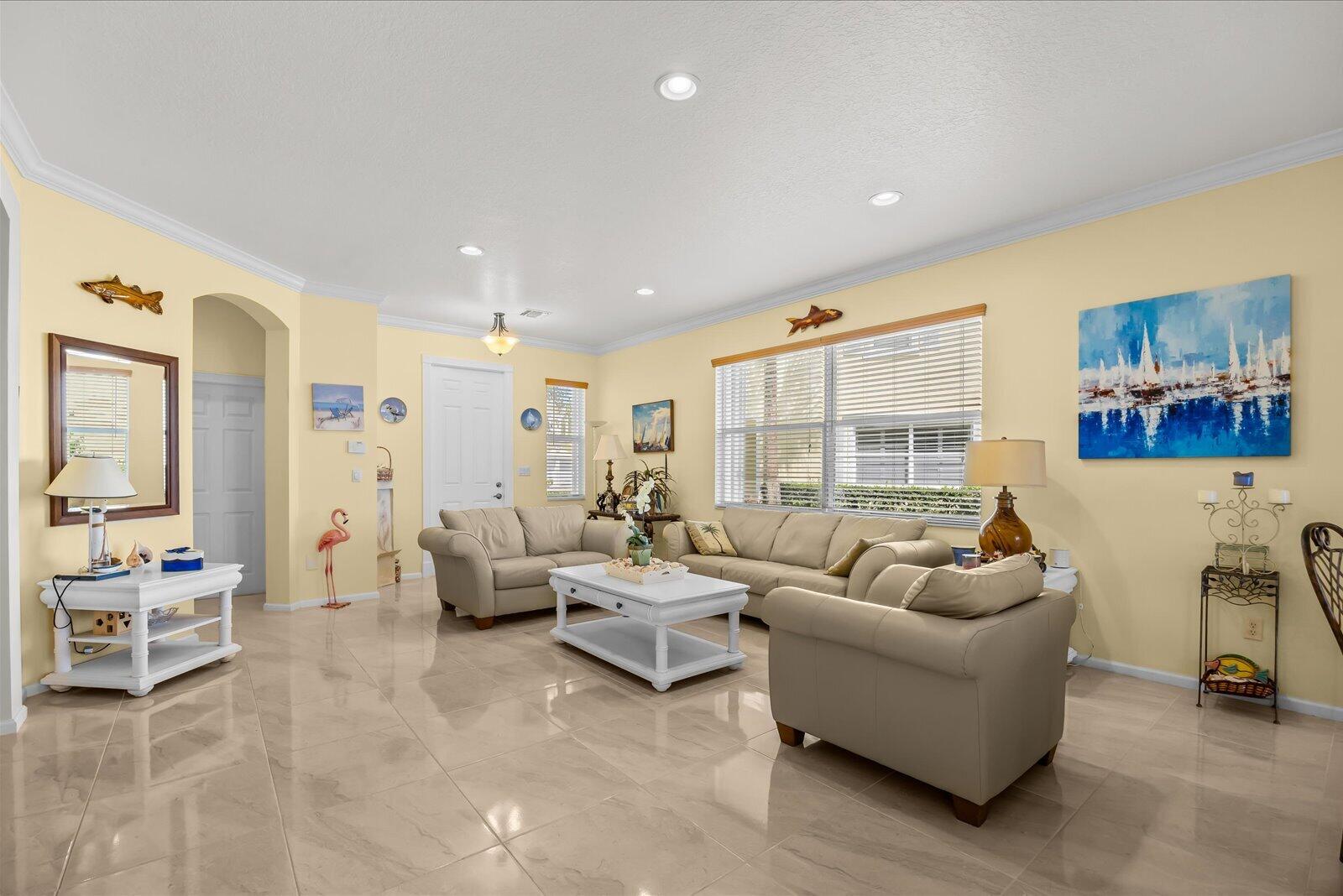 MARINER BAY - Residential