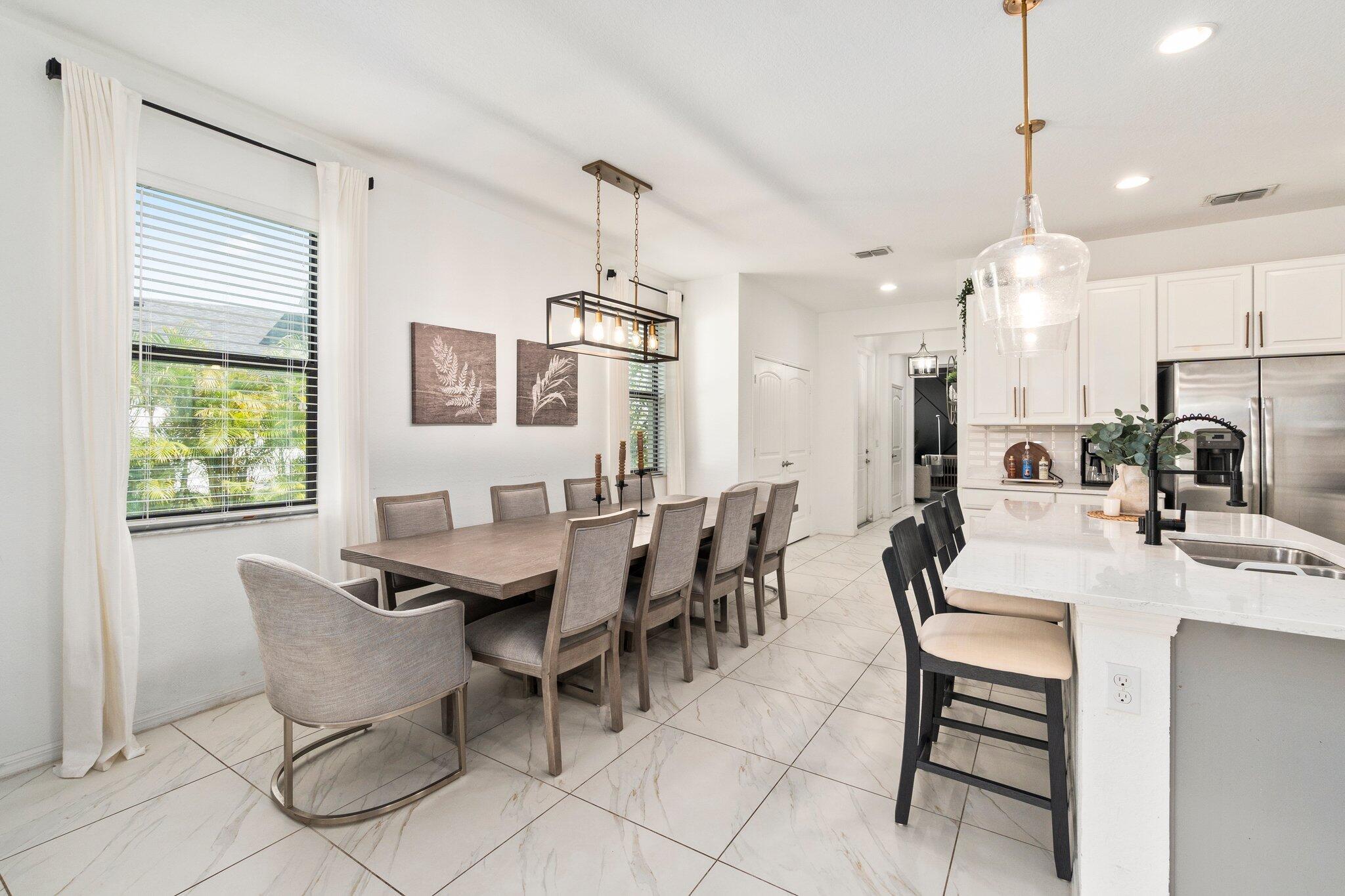 TESORO PRESERVE PLAT NO 5 - Residential Lease