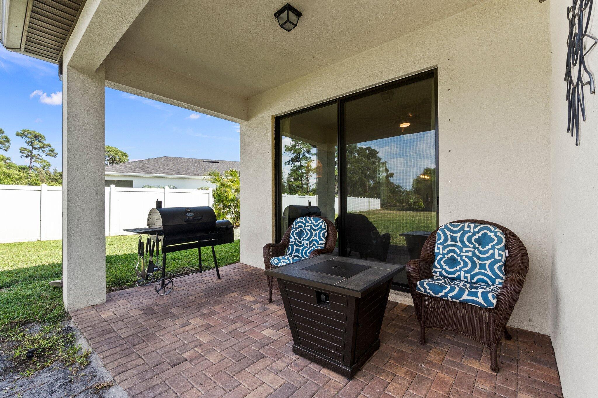 TESORO PRESERVE PLAT NO 5 - Residential Lease