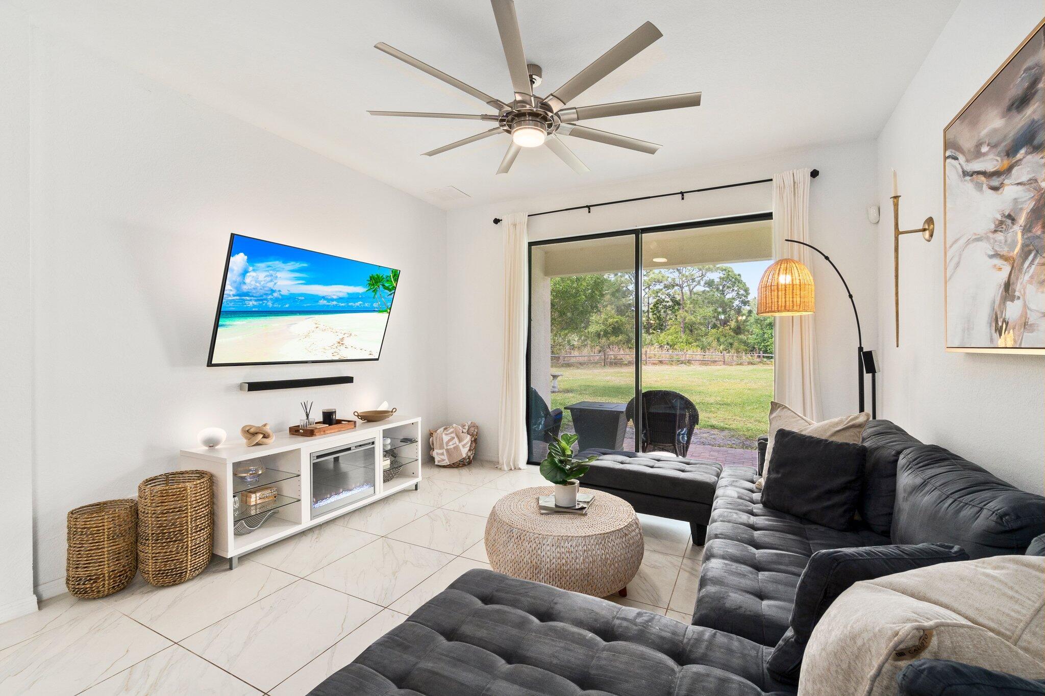 TESORO PRESERVE PLAT NO 5 - Residential Lease