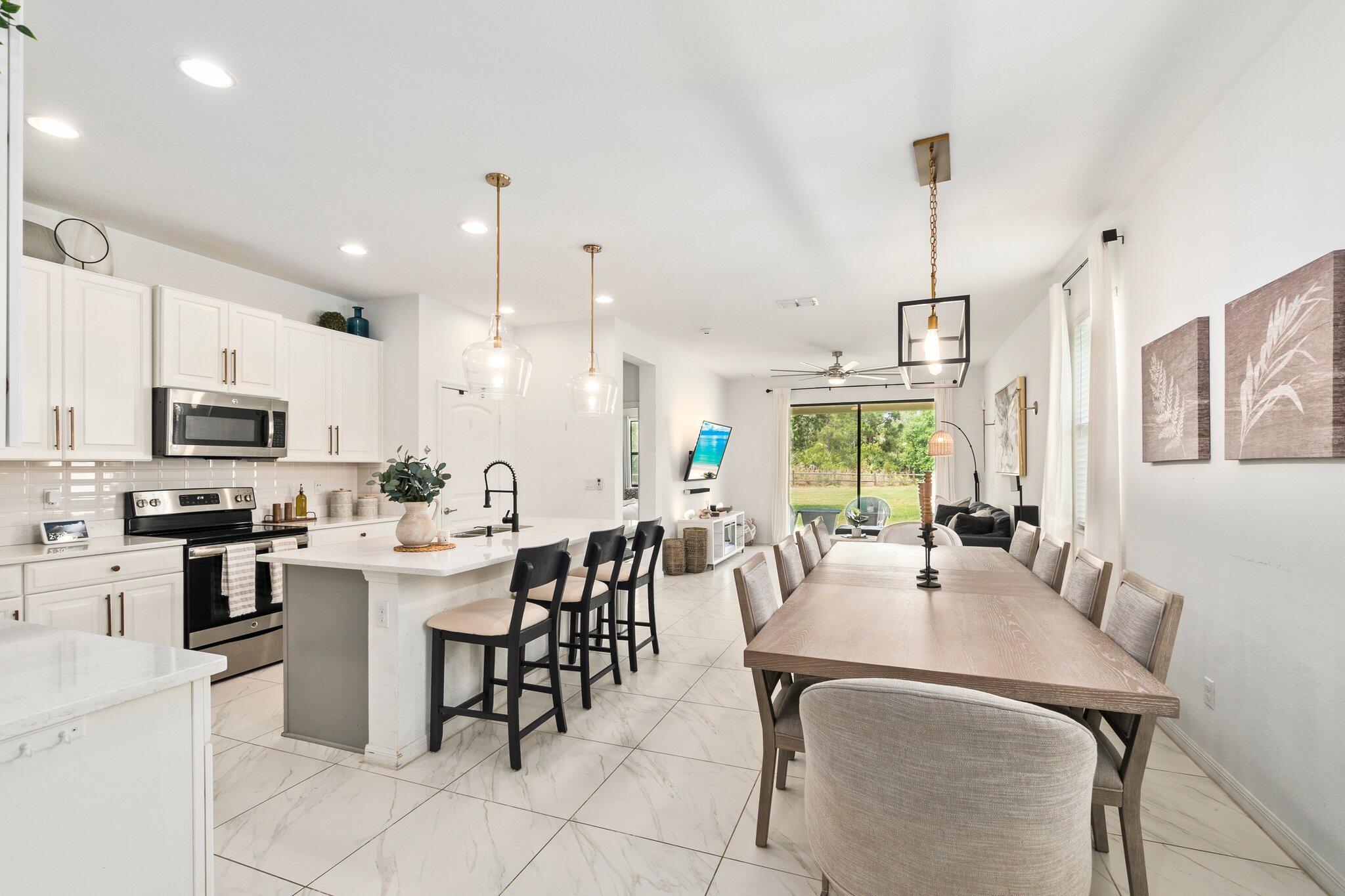 TESORO PRESERVE PLAT NO 5 - Residential Lease