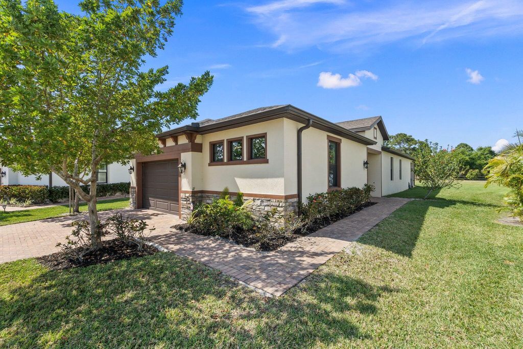 Photo of 197 SE Via Visconti, Port Saint Lucie, FL 34952 (MLS # R10984892)