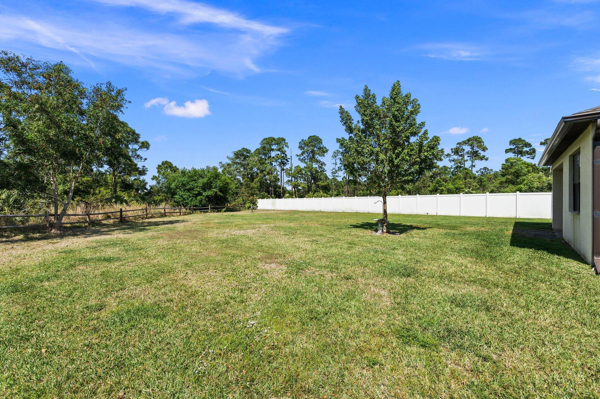 TESORO PRESERVE PLAT NO 5 - Residential Lease