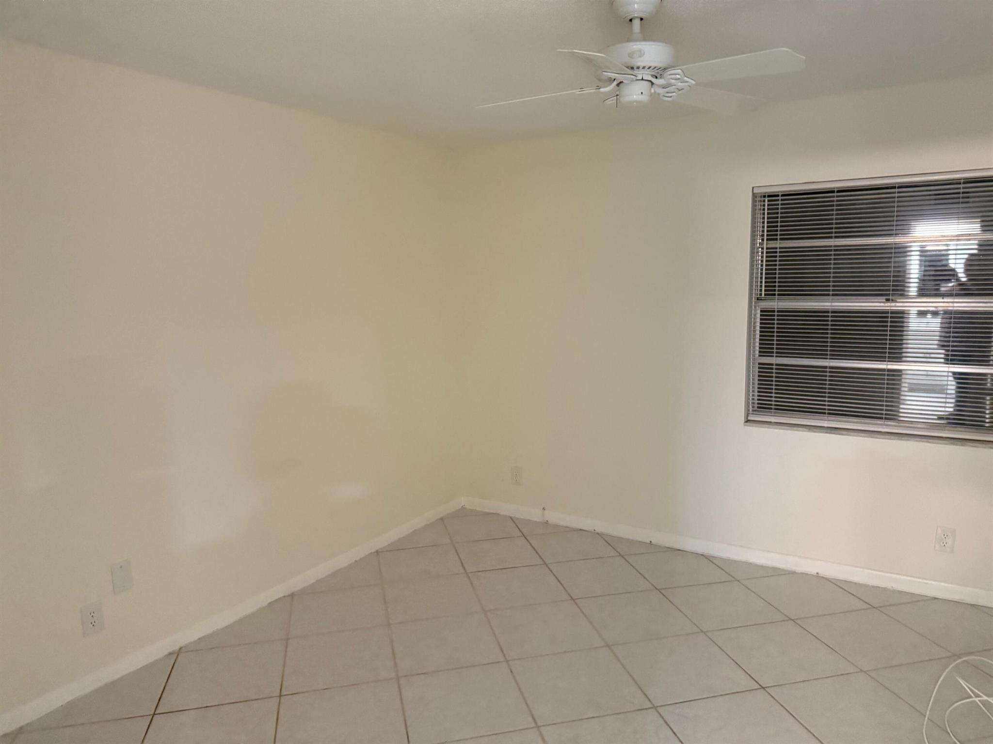 KINGS POINT CAPRI CONDOS - Residential Lease