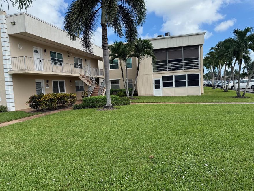 Beautiful redone ground floor unit in 55+ community. water view from front window. tiled floors throughout. Enclosed patio and laundry room in doors. New kitchen with granite counters. Built in microwave. washer and dryerRENT-SPREE APPLICATIONhttps://apply.link/qAlJU_k