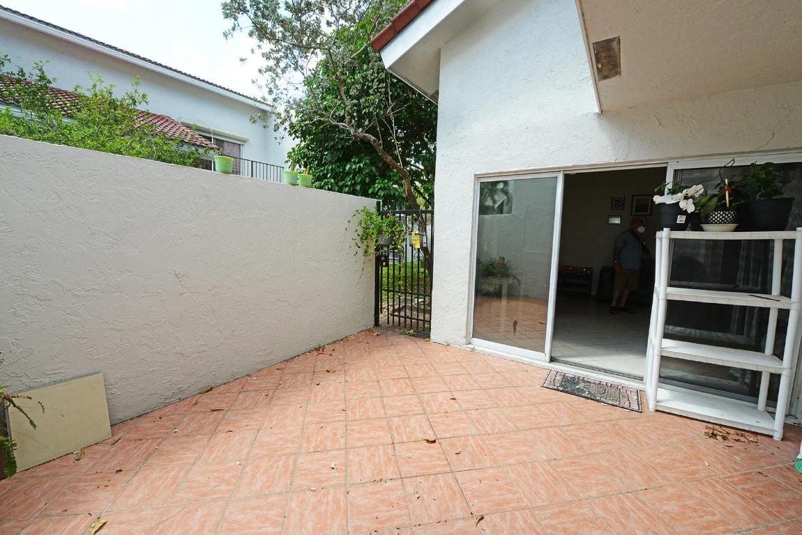 CASTEL GARDENS - Residential Lease