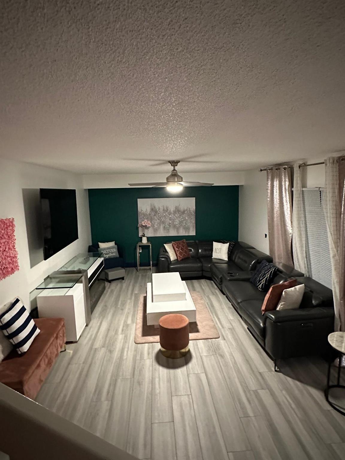 HERITAGE VILLAGE OF P B L - Residential