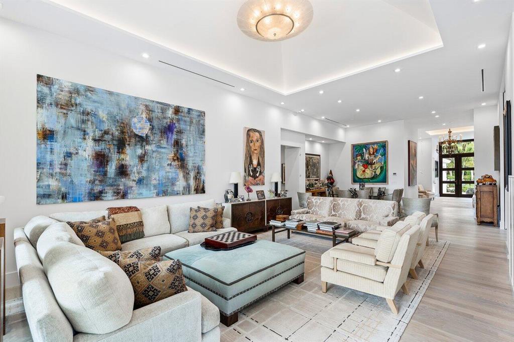 FRENCHMANS CREEK - Residential