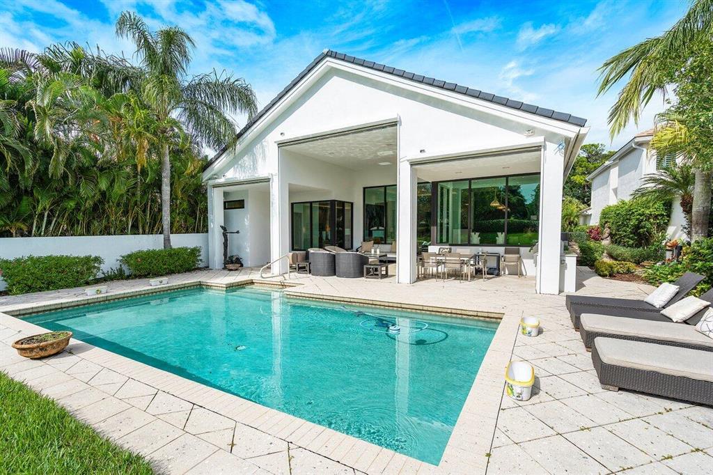 FRENCHMANS CREEK - Residential