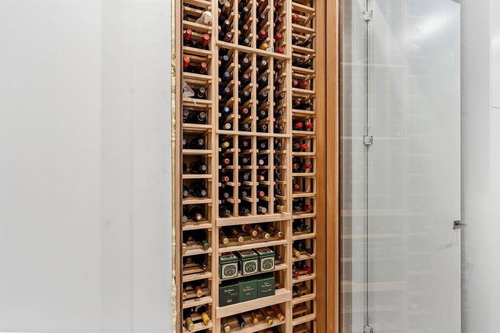 FRENCHMANS CREEK - Residential