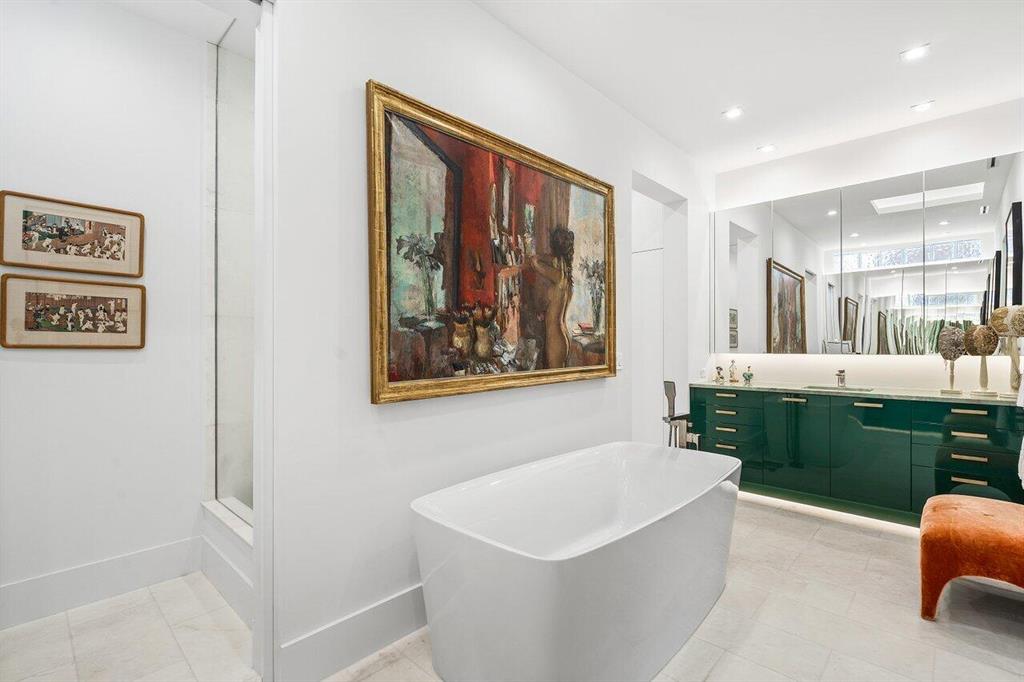 FRENCHMANS CREEK - Residential