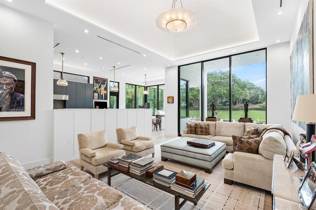 FRENCHMANS CREEK - Residential