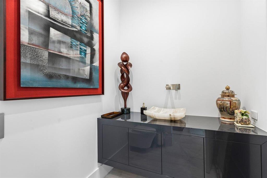 FRENCHMANS CREEK - Residential