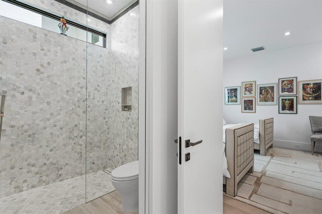 FRENCHMANS CREEK - Residential