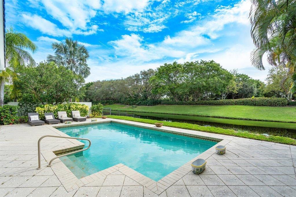 FRENCHMANS CREEK - Residential