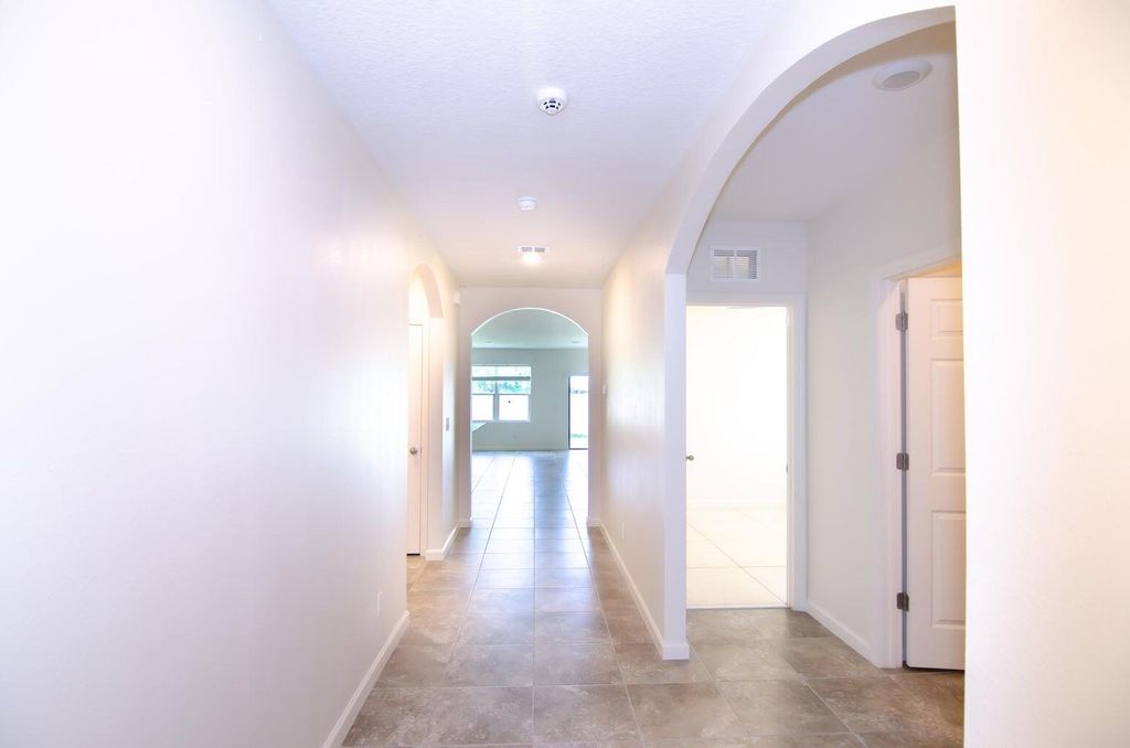 Photo of 6205 NW Regent Street, Port Saint Lucie, FL 34983 (MLS # R11162712)