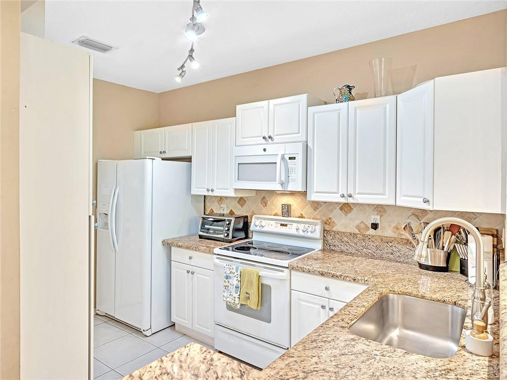 Banyan Trails Townhomes - Residential